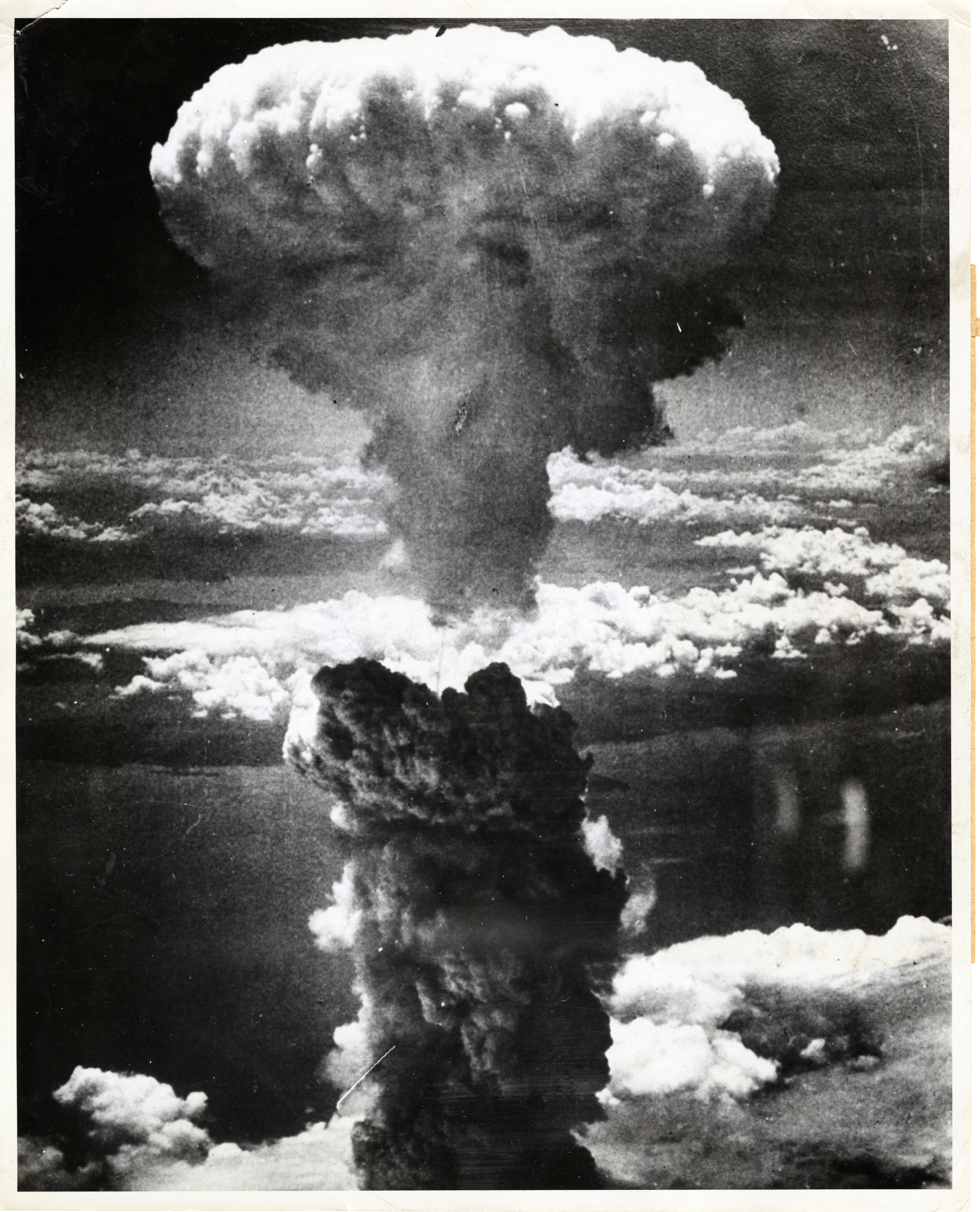 Mushroom Cloud Over Nagasaki Japan 9 August 1945 The Digital Collections Of The National Wwii Museum Oral Histories