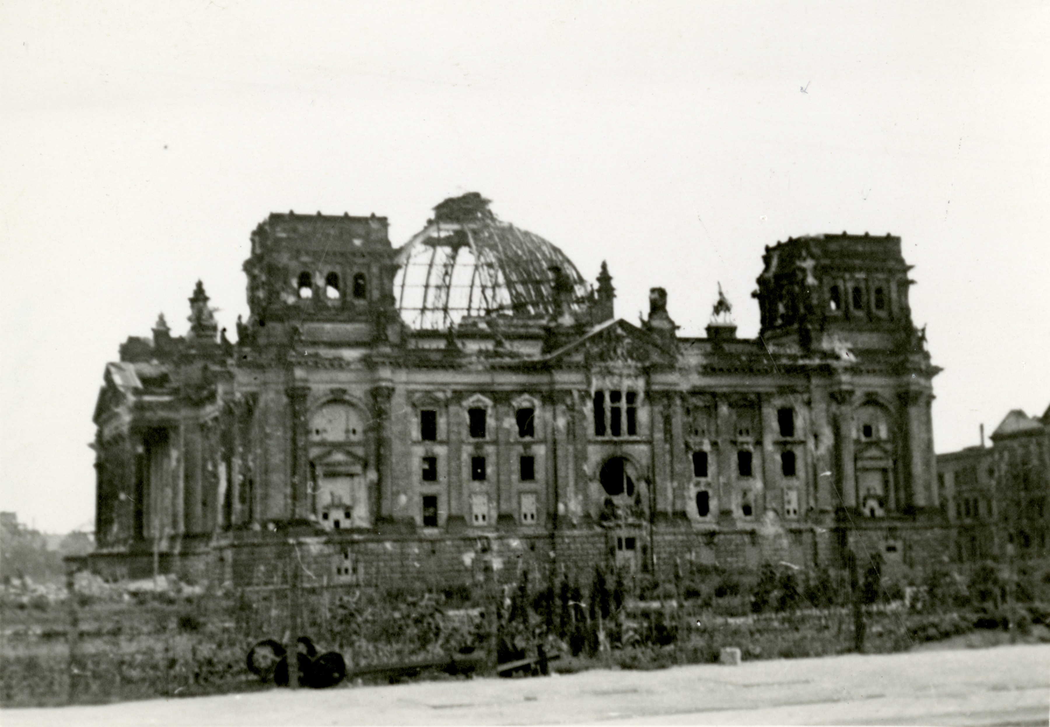 The Remains Of The Reichstag Building In Postwar Berlin The Digital 
